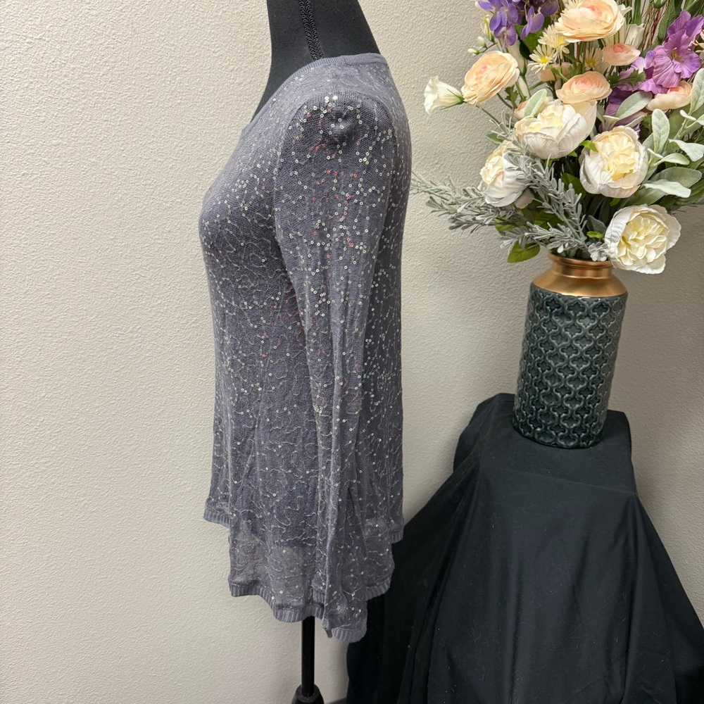 Chan Luu Gray Metallic Sheer Sequin Knit Top Long Sleeve Boho Holiday Party - Picture 2 of 7